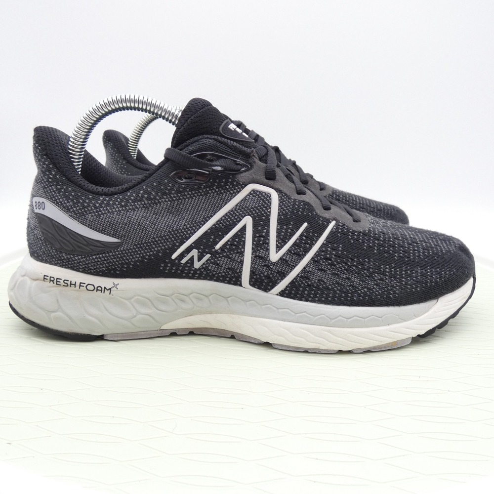 New Balance 880 V12 W880B12 Womens US 10 B Running Shoes Black Violet Sneakers